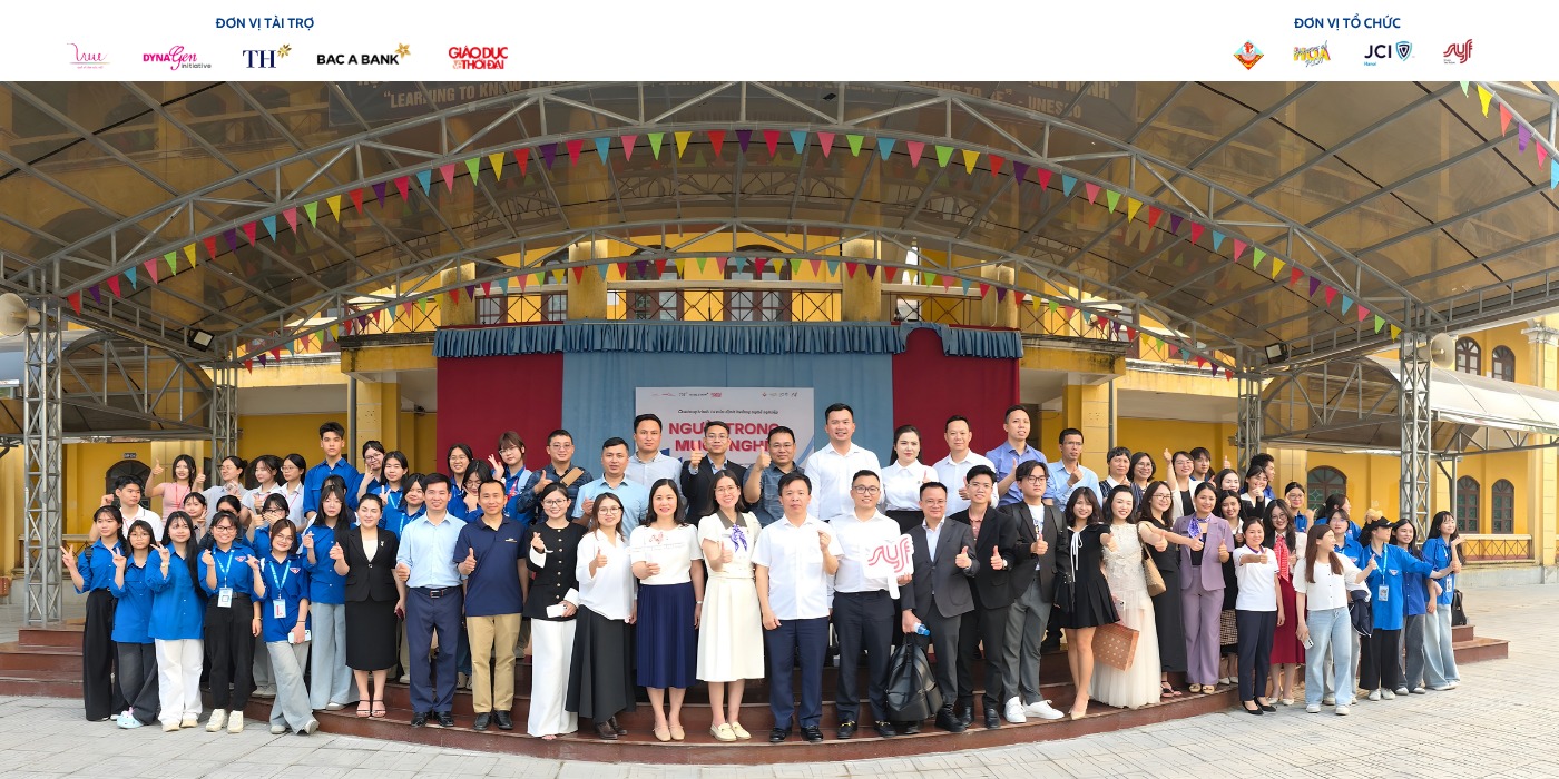 Hơn 800 học sinh THPT A Phủ Lý trực tiếp khám phá 24 lĩnh vực tại hoạt động tư vấn hướng nghiệp “Người trong muôn nghề”